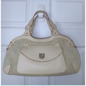 Ferragamo suede gancini shoulder bag EUC